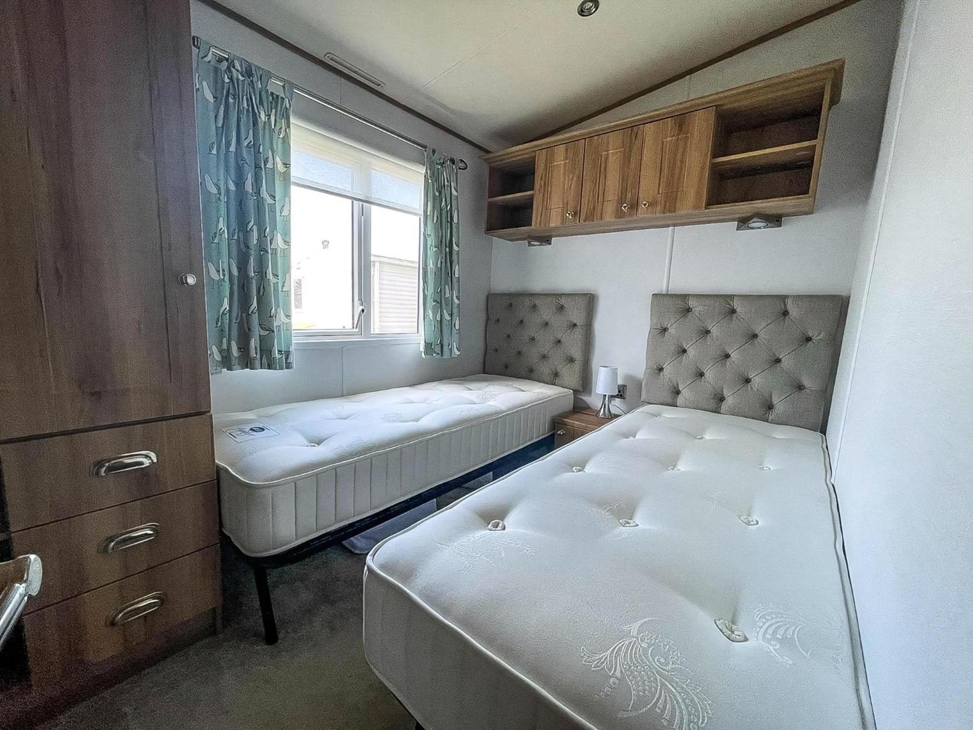 Beautiful Caravan With Decking At Carlton Meres Holiday Park, Suffolk Ref 60022M Saxmundham Luaran gambar